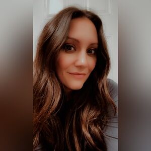 Meet your Posher, Bobbi Jo